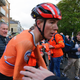 Illustration for article titled Heroic Cycling World Champion Wins After Fixing His Own Dislocated Shoulder, Only For Officials To DQ Him Over Bullshit Rule Violation